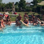 Foto di gruppo cani in piscina Hotel Virginia